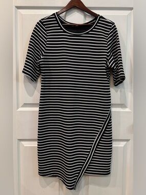 Gibson Latimer Black/White Striped Asymmetrical Dress Women Size Large Made USA